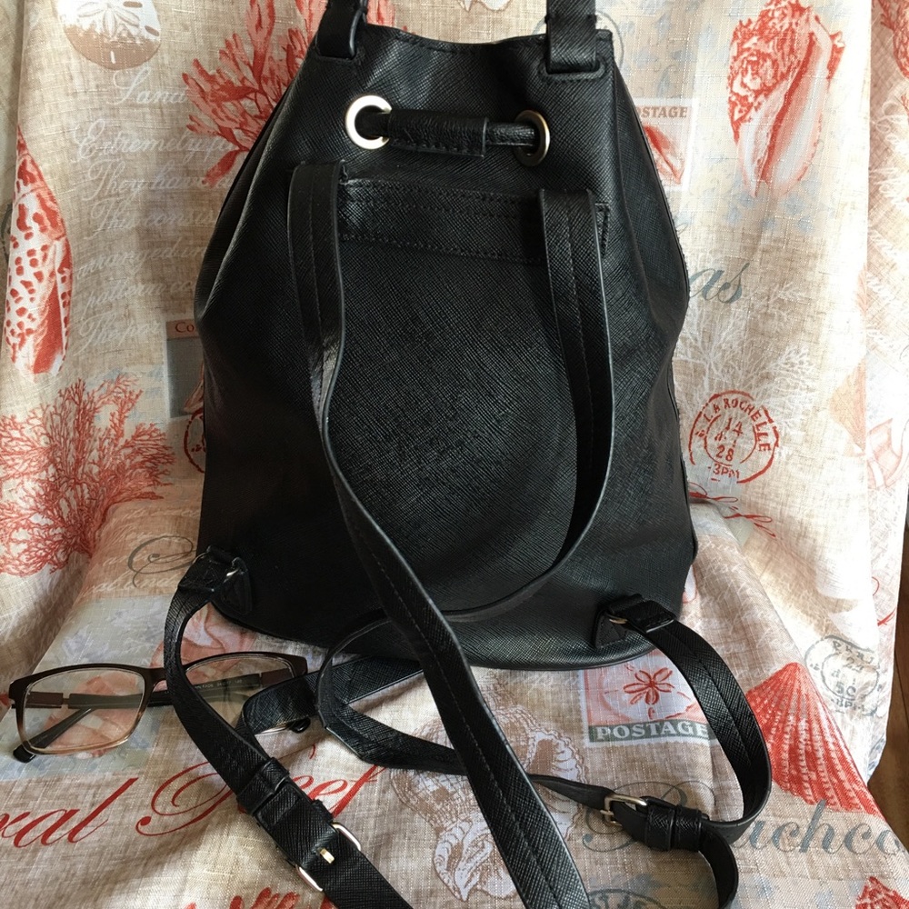 H&M Bucket Bag - Picture 2 of 7